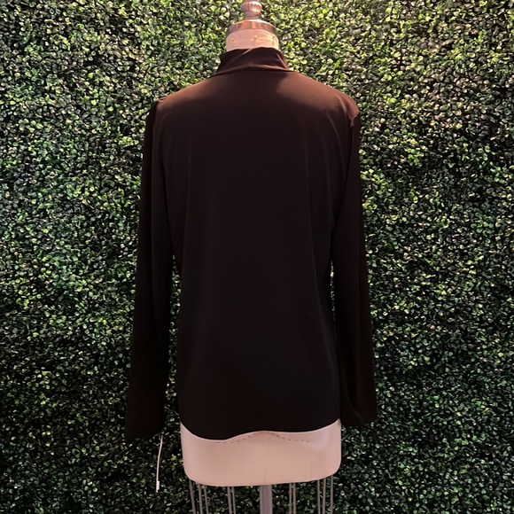 Clara sunwoo black keyhole neck top - Picture 5 of 6